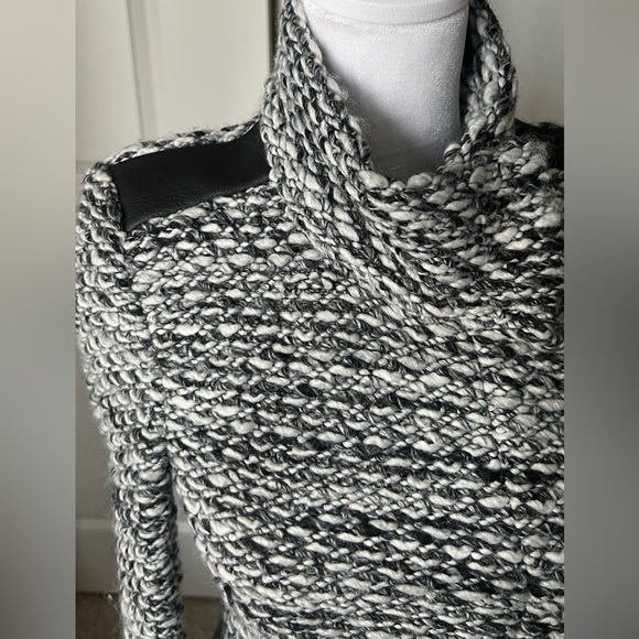 IRO josefina Black and White wool blend high Neck knitted jacket - Picture 3 of 9